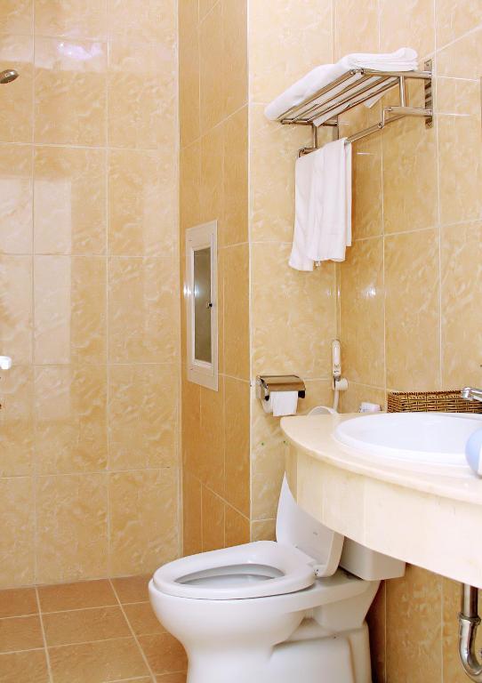 The Carnation Hotel Danang Room photo