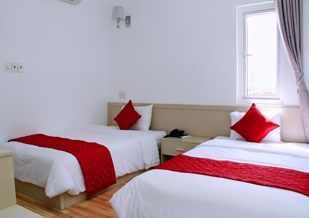 The Carnation Hotel Danang Room photo