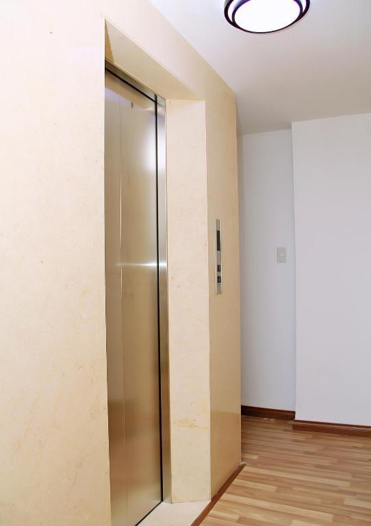 The Carnation Hotel Danang Room photo